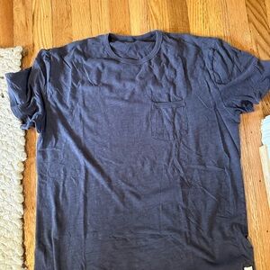 Vuori T-shirt “The Rise Tee”